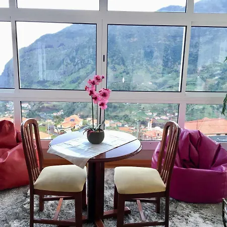 Landure Penthouse Apartment *
